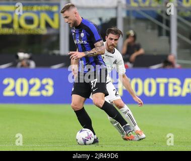 Mailand 20 August Stadio G Meazza Campionato Serie Ein Tim 2022/23 FC Inter - SC Spezia Nella foto : Milan Skriniar Foto Antonio Saia Stockfoto