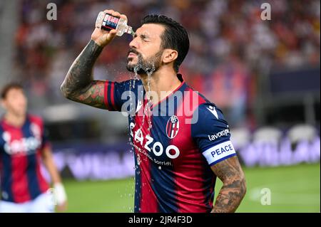 Bologna, Italien. 21. August 2022. Bologna's Roberto Soriano während Bologna FC vs Hellas Verona, italienische Fußballserie A Spiel in Bologna, Italien, August 21 2022 Quelle: Independent Photo Agency/Alamy Live News Stockfoto