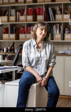 Baroness Beeban Kidron gab eine 30-jährige Karriere als erfolgreiche Hollywood-Filmregisseurin auf, um sich für den Schutz von Kindern vor Online-Schäden zu einsetzen. 04/08/22 Stockfoto