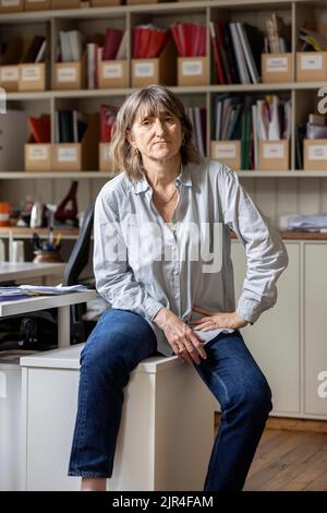 Baroness Beeban Kidron gab eine 30-jährige Karriere als erfolgreiche Hollywood-Filmregisseurin auf, um sich für den Schutz von Kindern vor Online-Schäden zu einsetzen. 04/08/22 Stockfoto