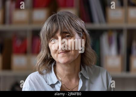 Baroness Beeban Kidron gab eine 30-jährige Karriere als erfolgreiche Hollywood-Filmregisseurin auf, um sich für den Schutz von Kindern vor Online-Schäden zu einsetzen. 04/08/22 Stockfoto