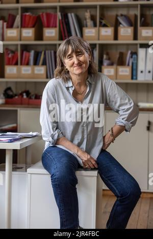 Baroness Beeban Kidron gab eine 30-jährige Karriere als erfolgreiche Hollywood-Filmregisseurin auf, um sich für den Schutz von Kindern vor Online-Schäden zu einsetzen. 04/08/22 Stockfoto