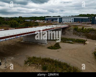 Etruira Valley Link Road und Wolstanton Retail Park, aus der Luft, Luftdrohne Stockfoto