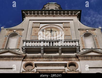 Torrazzo-Bogen im Kuppelplatz, Crema, Cremona, Lombardei, Italien Stockfoto