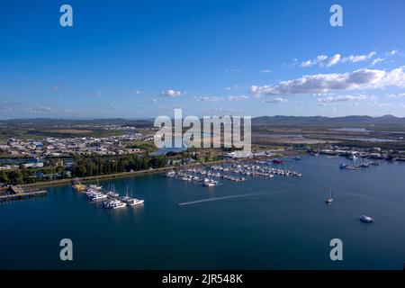 Luftaufnahme der Central Queeenland University Marina in Gladstone Queensland Australien. Stockfoto