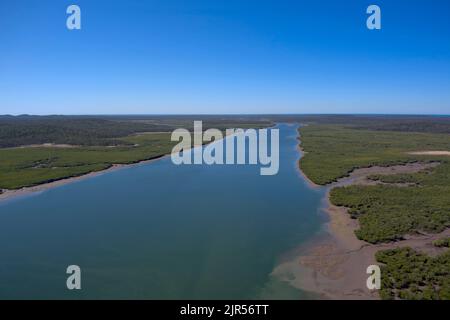 Luftaufnahme von Graham Creek Curtis Island Queensland Australien Stockfoto