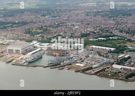 Luftaufnahme der Werft Cammell Laird, Birkenhead, Merseyside, Liverpool, Nordwestengland Stockfoto