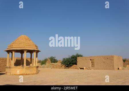 Kuldhara ist ein verlassenes Dorf im Jaisalmer Distrikt von Rajasthan, Indien. Um das 13.. Jahrhundert gegründet, war es einst ein wohlhabendes Dorf. Stockfoto
