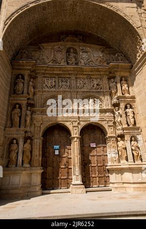 Detail des Eingangs zur Kirche von Santo Tomas, Haro, La Rja, Baskenland Stockfoto