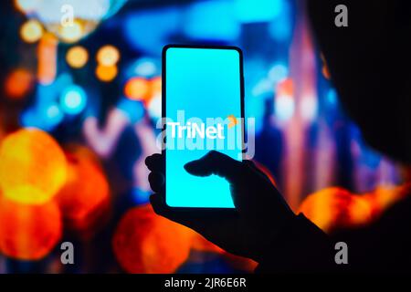 Brasilien. 22. August 2022. In dieser Abbildung wird das Logo der TriNet Group, Inc. Auf einem Smartphone-Bildschirm angezeigt. (Foto von Rafael Henrique/SOPA Images/Sipa USA) Quelle: SIPA USA/Alamy Live News Stockfoto