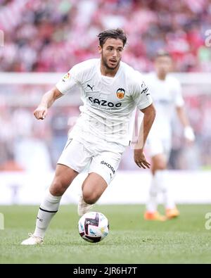 BILBAO, SPANIEN - 21. AUGUST: Nico Gonzalez von der CF Valencia in Aktion beim Spiel La Liga Santander zwischen Athletic Club und Valencia CF am 21. August 2022 in San Mames in Bilbao, Spanien. Quelle: Ricardo Larreina/AFLO/Alamy Live News Stockfoto