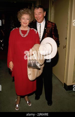 Roy Rogers und Dale Evans um die 1980er Jahre Credit: Ralph Dominguez/MediaPunch Stockfoto