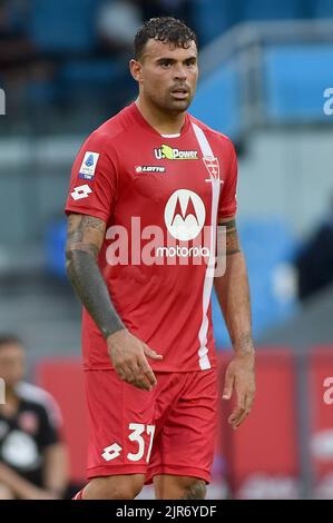 Neapel, Italien. 21 August 2022. Andrea Petagna von AC Monza während der Serie Ein Spiel zwischen SSC Napoli und AC Monza im Stadio Diego Armando Maradona Neapel Italien am 21. August 2022. Kredit:Franco Romano/Alamy Live Nachrichten Stockfoto