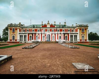 Der Kadriorg Palast ein 18.-Jahrhundert Petrine Barockpalast in Kadriorg, Tallinn, der Hauptstadt von Estland Stockfoto