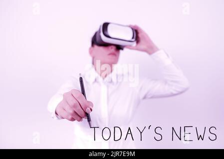 Konzeptuelle Darstellung heute S ist News, konzeptuelles Foto Neueste Schlagzeilen Aktuelle Updates Trending Woman trägt VR-Brille und zeigt auf Recen Stockfoto