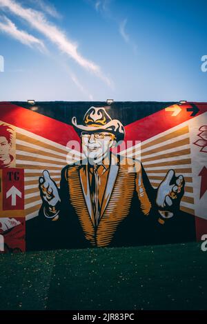 Das Gemälde eines Mannes auf den Wynwood-Wänden Miami künstlerische kreative Graffiti Stockfoto