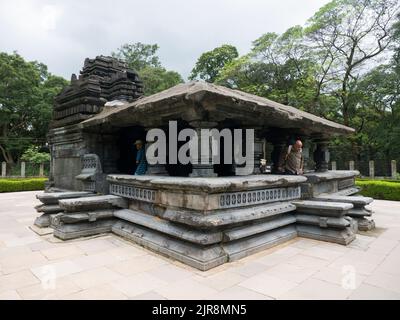 Mahadeva Tempel Tambdi Surla ist ein Shaivite Tempel aus dem 12.. Jahrhundert im Kadamba Stil, der Lord Shiva im Tambdi Surla Staat Goa India 08 04 2022 gewidmet ist Stockfoto