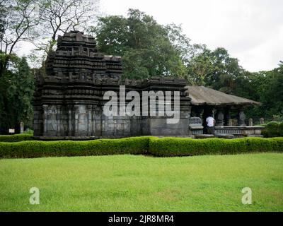 Mahadeva Tempel Tambdi Surla ist ein Shaivite Tempel aus dem 12.. Jahrhundert im Kadamba Stil, der Lord Shiva im Tambdi Surla Staat Goa India 08 04 2022 gewidmet ist Stockfoto