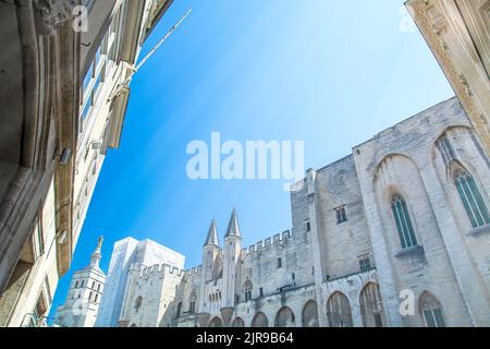 Kathedrale von Avignon und Papstpalast in der Provence, Vaucluse, Frankreich Stockfoto