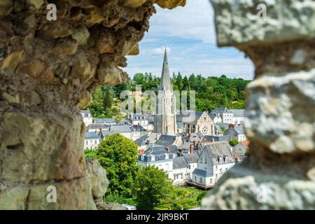 Dorf Langeais, Kirche von Eglise Saint-Laurent im Loire-Tal, Frankreich Stockfoto