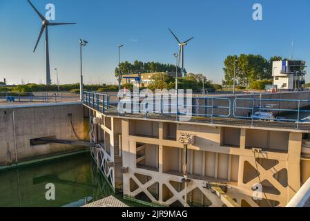 Den Helder, Niederlande. August 2022. Die Seeschlösser von Den Helder nannten De Helsdeur. Hochwertige Fotos Stockfoto