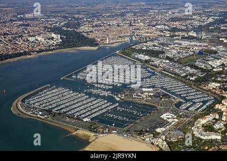 La Rochelle (Zentralfrankreich): Luftaufnahme des Yachthafens von Les Minimes. Stockfoto