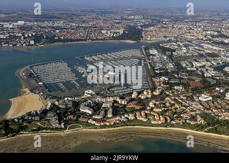 La Rochelle (Zentralfrankreich): Luftaufnahme des Yachthafens von Les Minimes. Stockfoto