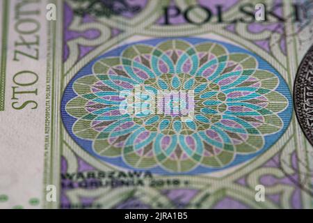 Vorderseite der 100 polierten Zloty-Banknote für Designzwecke Stockfoto