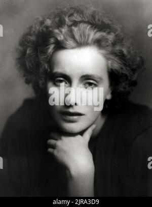 Porträtfoto von Greta Garbo 1925 - Arnold Genthe (1869-1942) Fotograf Stockfoto