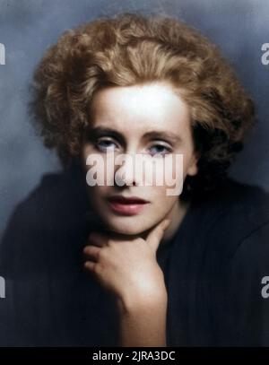 Porträtfotografie von Greta Garbo 1925 - Genthe, Arnold, 1869-1942, Fotografin koloriert Stockfoto