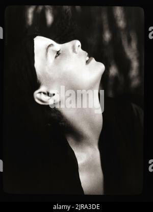 Porträtfotografie von Greta Garbo 1925 - Genthe, Arnold, 1869-1942, Fotografin Stockfoto
