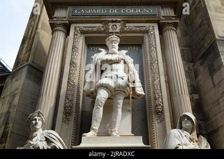 Denkmal von Gaspard de Coligny, das während des Massakers von Saint Bartholomew 1572 von Gustave Crauk (1889) ermordet wurde - Oratorientempel, rue de Rivoli -Paris Stockfoto