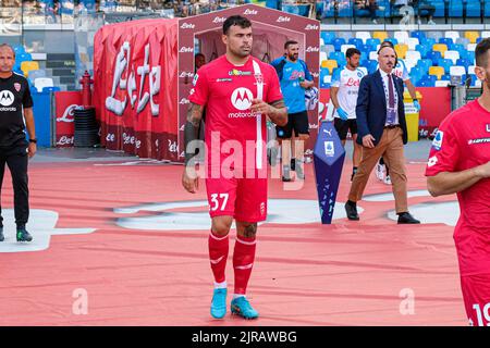 NEAPEL, ITALIEN - 21. AUGUST: Andrea Petagna von AC Monza während der italienischen Serie Ein Spiel zwischen Napoli und AC Monza im Stadio Diego Armando Maradona am 21. August 2022 in Neapel, Italien (Foto: Ciro Santangelo/Orange Picles) Stockfoto