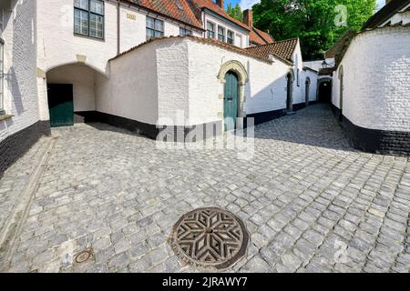 St. Elisabeth Beguinage, Kortrijk, Flandern, Belgien Stockfoto
