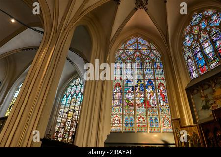 Buntglasfenster, Kathedrale St. Salvator, Brügge, Belgien Stockfoto