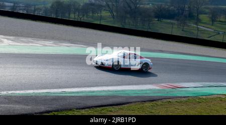 Porsche 911 Rennwagen Action auf der Rennstrecke. Mugello, Italien, märz 25 2022. 24-Stunden-Serie Stockfoto