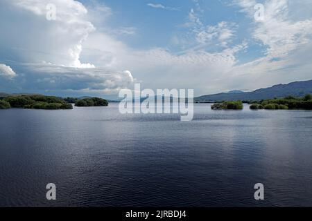 See (Llyn in Welsh) Trawsfynydd ist ein großer künstlich angeschaffter Stausee in der Nähe des Dorfes Trawsfynydd in Gwynedd, Nordwales. Stockfoto