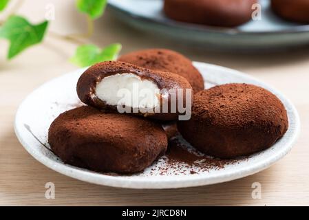 Schokolade Tiramisu Mochi Stockfoto