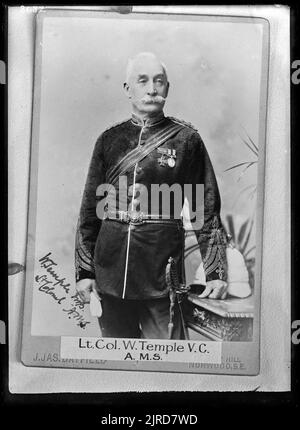 [Oberstleutnant W Temple, VC und AMS], um 1895, von William Francis Gordon. Stockfoto