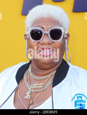 Westwood, USA. 23. August 2022. Luenell kommt zur Premiere des Netflix-Films Me TIME, der am Dienstag, den 23. August 2022 im Regency Village Theatre in Westwood, CA, stattfand. (Foto: Juan Pablo Rico/Sipa USA) Quelle: SIPA USA/Alamy Live News Stockfoto