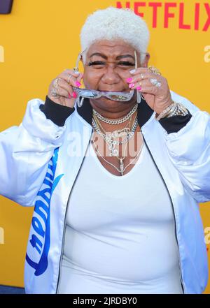 Westwood, USA. 23. August 2022. Luenell kommt zur Premiere des Netflix-Films Me TIME, der am Dienstag, den 23. August 2022 im Regency Village Theatre in Westwood, CA, stattfand. (Foto: Juan Pablo Rico/Sipa USA) Quelle: SIPA USA/Alamy Live News Stockfoto