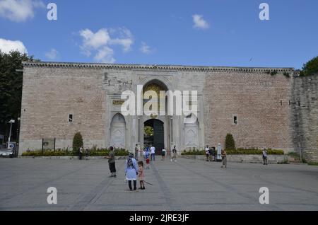 Eingang zum Istanbul Topkapi Palast. Der Topkapi Palast ist ein osmanisches Museum Stockfoto