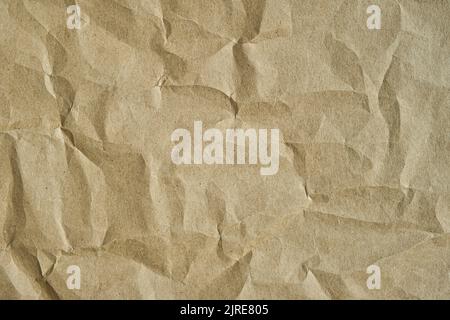 Zerknitterte Papiertextur. Abstrakter Hintergrund für Design. Speicherplatz kopieren. Stockfoto