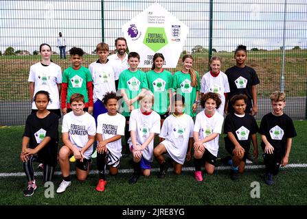 Gareth Southgate, Manager von England, bei der Einführung der neuen £92-Millionen-Finanzzusage der Football Foundation für Mehrzwecksporteinrichtungen im Gunnersbury Park Sports Hub, London. Bilddatum: Mittwoch, 24. August 2022. Stockfoto