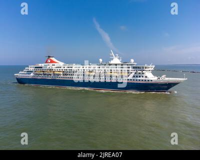 Das Schiff Balmoral ruft während der Sommerkreuzfahrt 2022 in Liepaja an. Stockfoto