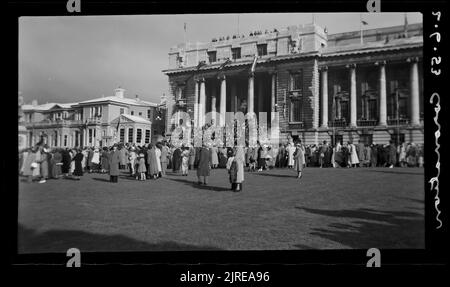Krönungsfeiern für Königin Elisabeth II., 02. Juni 1953, von Leslie Adkin. Stockfoto