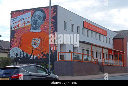 Jimmy Armfield (James Christopher Armfield) malte Wandgemälde in der Bloomfield Road, Blackpool, Lancs, England, Großbritannien, FY1 6JJ Stockfoto