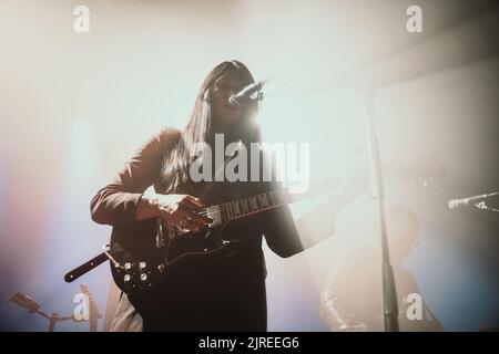 Kopenhagen, Dänemark. 23. August 2022. Der britische Dark Folk Act A.A. Williams spielt ein Live-Konzert im Pumpehuset in Kopenhagen. (Foto: Gonzales Photo/Alamy Live News Stockfoto