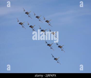 Das italienische Kunstflugteam Frecce Tricolori zeigt sich auf der RIAT 2022 Stockfoto