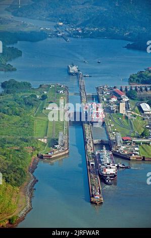 Miraflores Fluttor am Panamakanal, die wichtigste künstliche Wasserart im Wort, die den Atlantik mit dem Pazifischen Ozean, Panama, verbindet Stockfoto